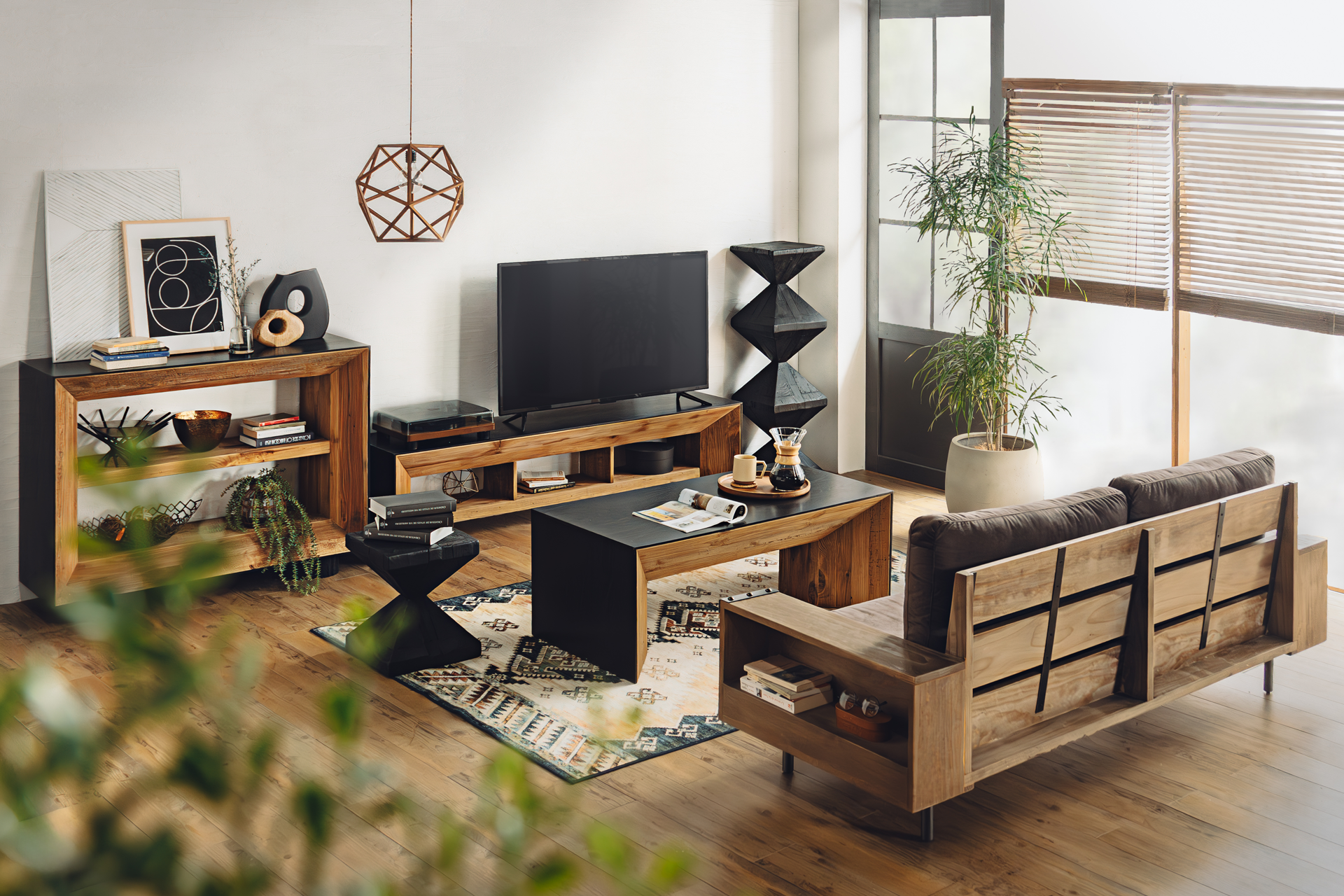 KANT -with Rustic Charm 01